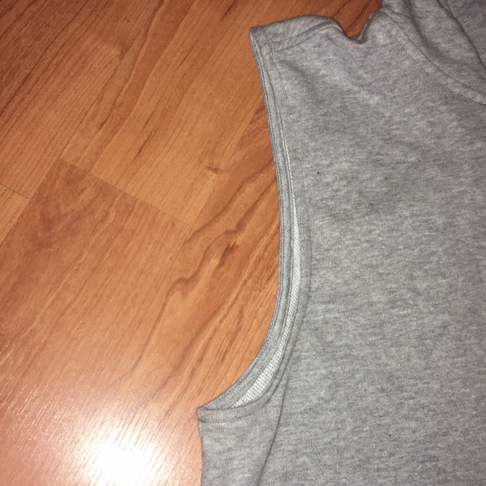 Adidas sleeveless hoodie gray size M EUC - Picture 3 of 8
